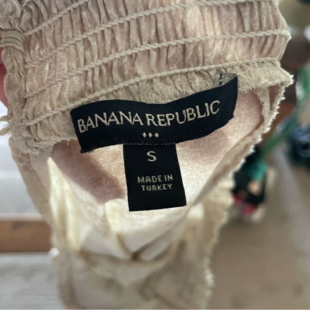 Banana Republic Snakeskin Blouse - Picture 3 of 3